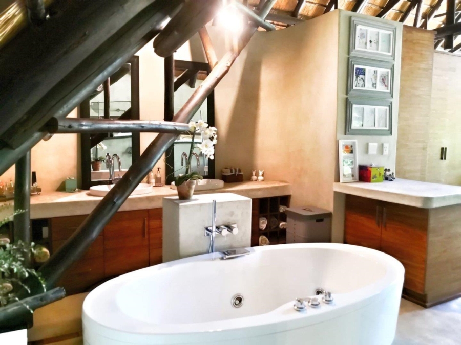 9 Bedroom Property for Sale in Die Bult North West